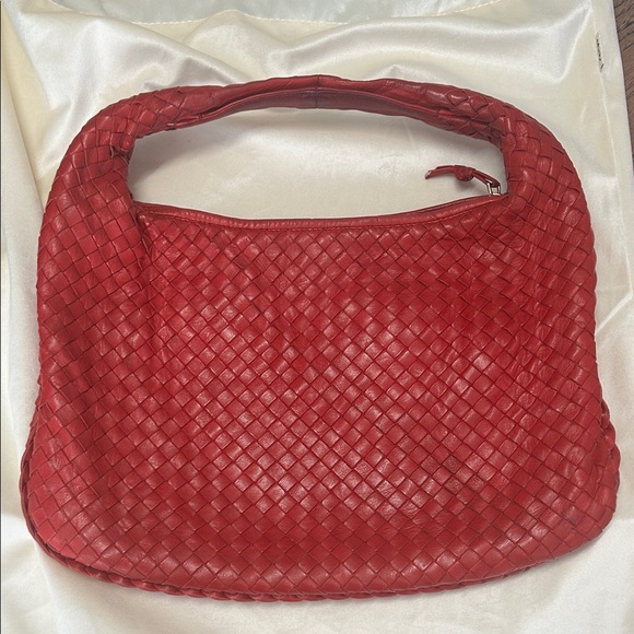 Bottega Veneta vintage red Woven Leather Hobo Bag - Picture 9 of 16